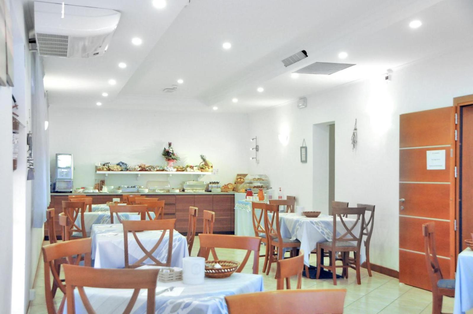 Hotel Rex كاوْرلي المظهر الخارجي الصورة
