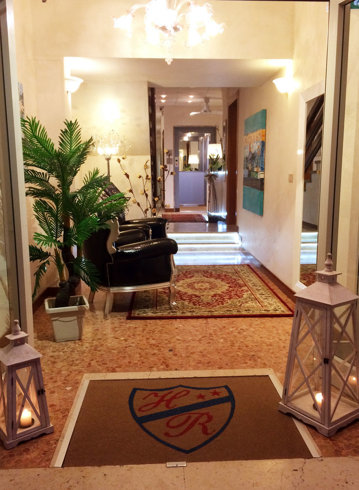 Hotel Rex كاوْرلي المظهر الخارجي الصورة